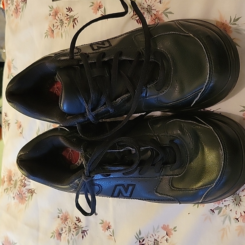 New Balance health walk 576